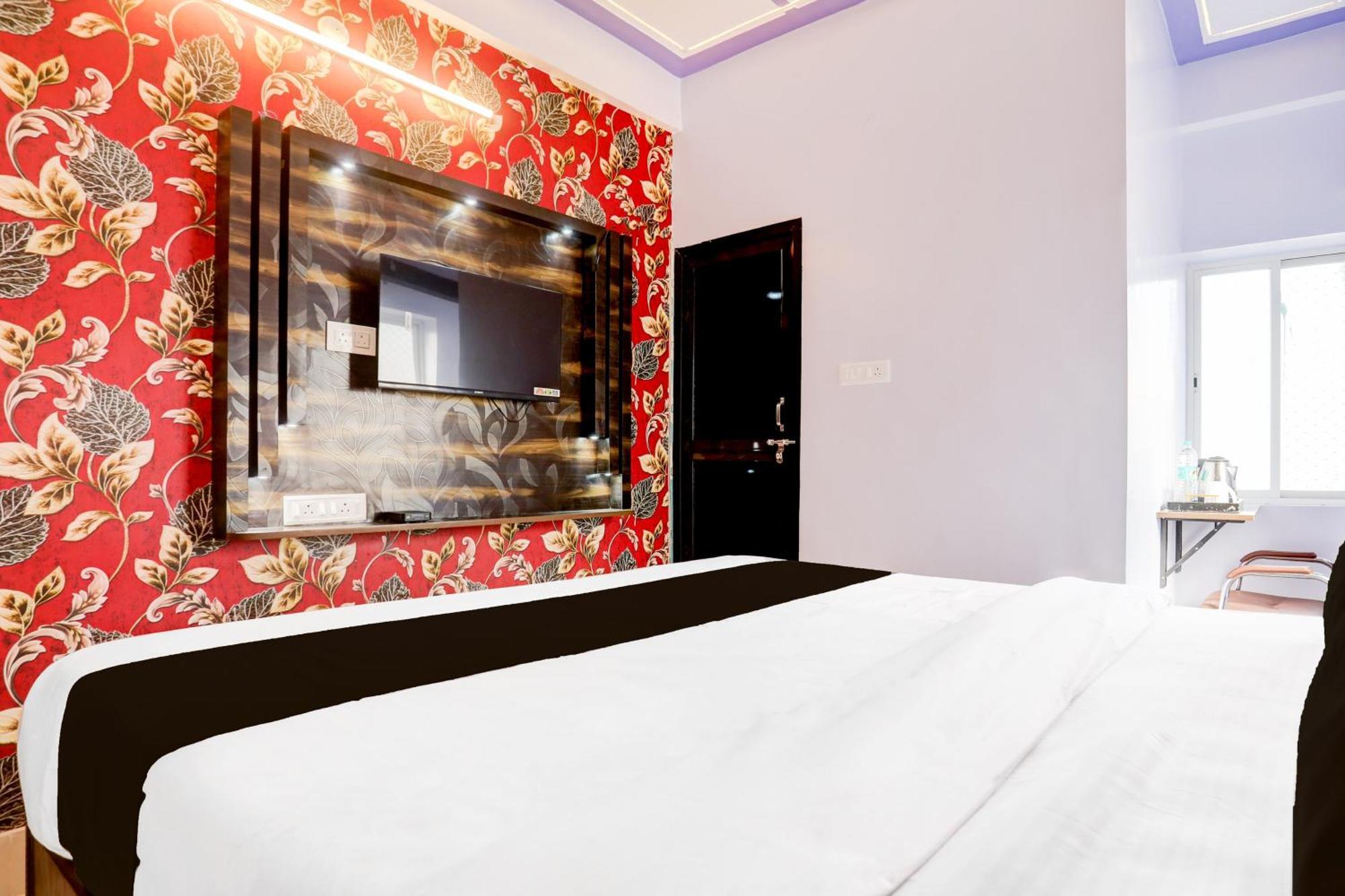Hotel O Deejit Inn Danapur Exterior photo
