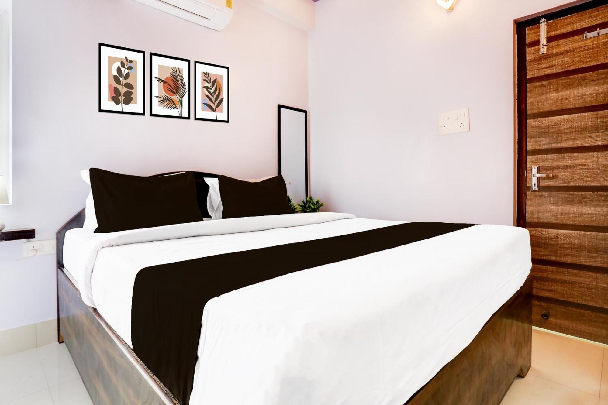 Hotel O Deejit Inn Danapur Exterior photo