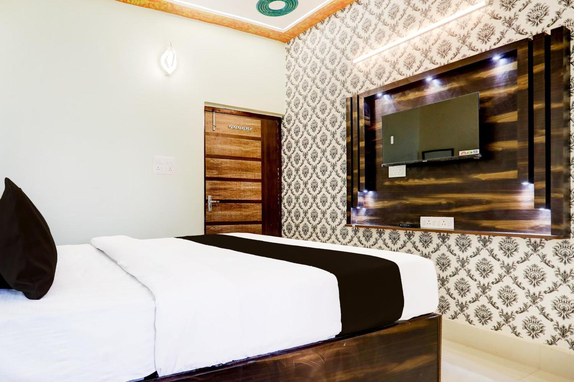 Hotel O Deejit Inn Danapur Exterior photo